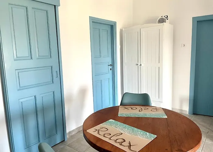 Black Pebble Myconian House * Ано Мера